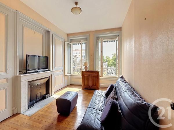 Appartement F1 Bis à vendre  2 pièces - 34,50 m 2   LYON  - 69007