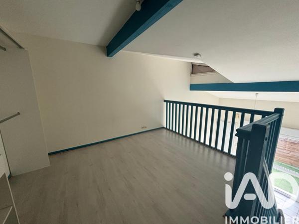 Immeuble à vendre 300 m² Vayres