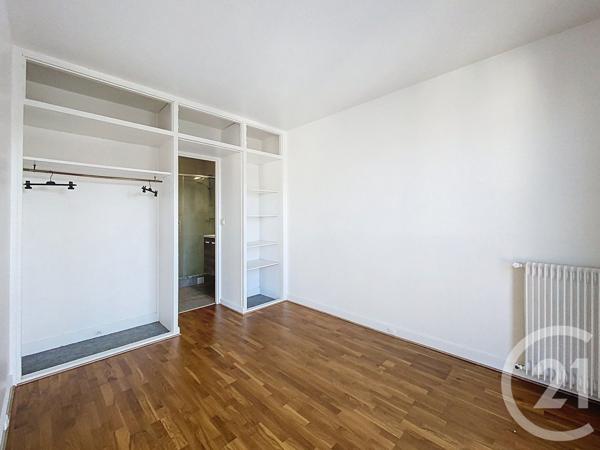 Appartement F2 à vendre  2 pièces - 41,80 m2 LE KREMLIN BICETRE - 94