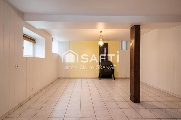 Maison avec vue imprenable sur les Alpes mancelles – Saint-Léonard-des-Bois (72130)