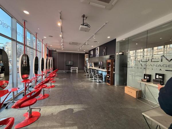 Location Local Commercial 370 59800 Lille 866376