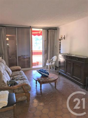 Appartement F3 à vendre  3 pièces - 58 m 2   MARSEILLE  - 13015