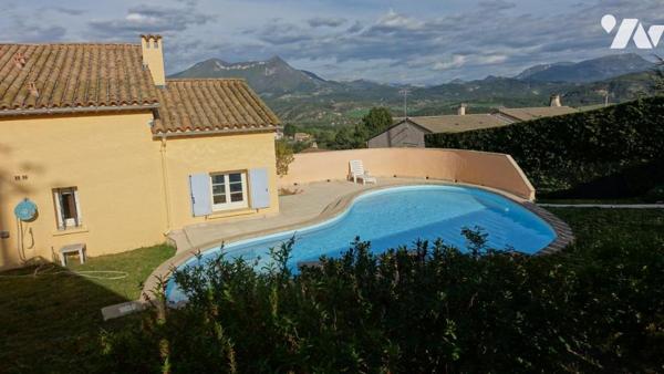 Aiglun – Villa récente avec piscine  et double garage