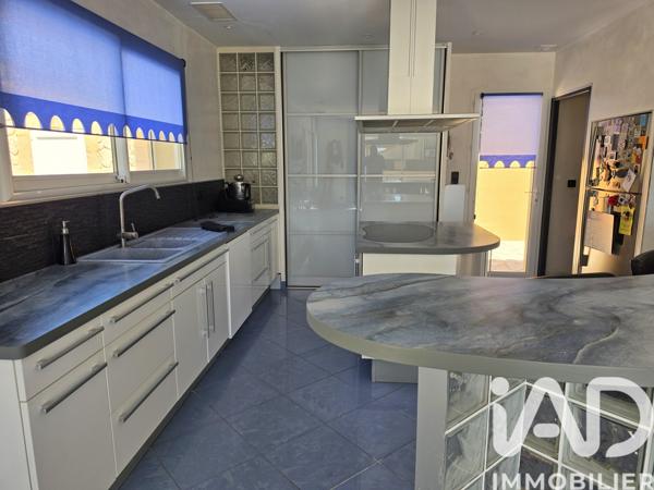 Maison à vendre 5 pièces 225 m² Saleilles