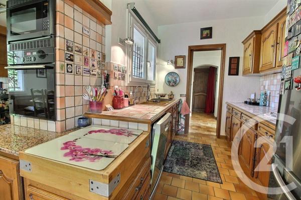 Maison à vendre  4 pièces - 146 m2 ROQUEFORT LES PINS - 06