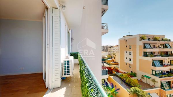 NICE - FLEURS : MAGNIFIQUE 2 PIÈCES AVEC BALCON PLEIN SUD