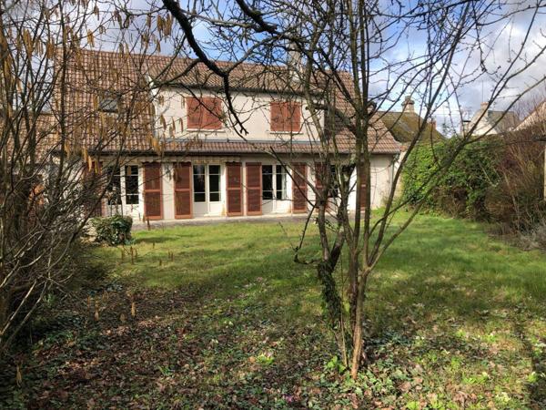 Maison à vendre à Issoudun dans l'Indre (36100), ref : 11813/1507