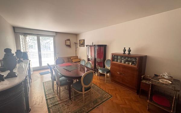 Appartement à vendre    3 pièces • 72 m2 Charenton-le-Pont