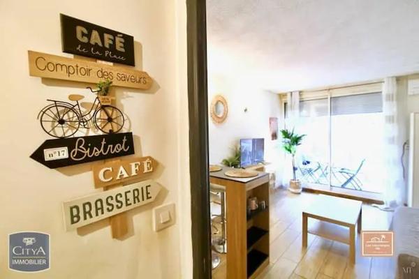 Appartement à louer 1 pièce 22.33m² La Seyne-sur-Mer (83500)