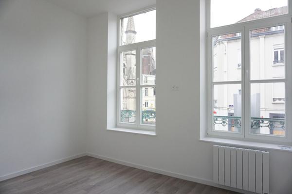 A LOUER : T4 à LILLE • • 1 385 € CC • Réf. G346-291