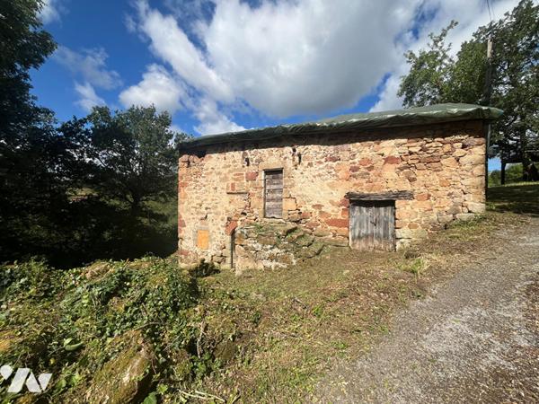 Bâtisse en pierre à quelques minutes de Figeac