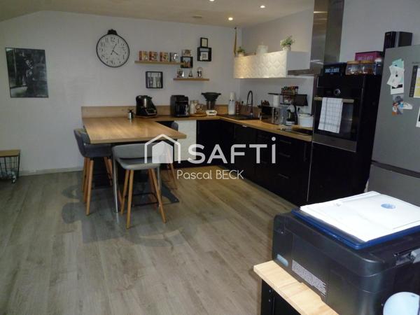 Appartement rénové 4 P, Cœur historique de Liverdun