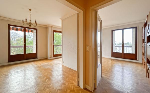 Appartement à vendre    3 pièces • 82 m2 Orléans