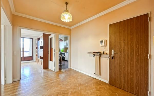 Appartement à vendre    3 pièces • 82 m2 Orléans