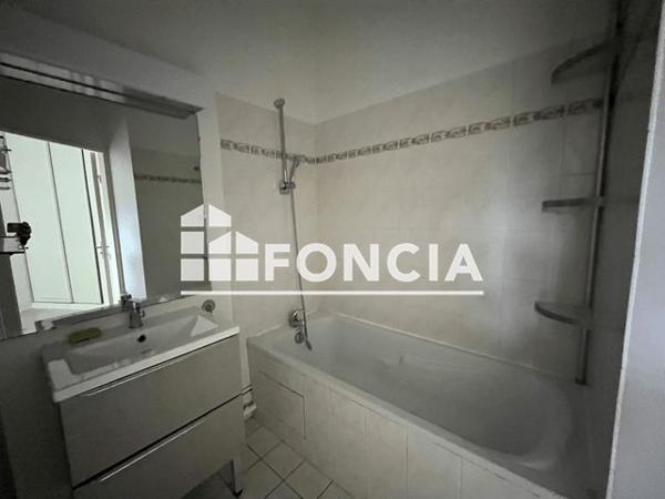 Location Appartement 2 pièces 48.22 m² - 37 AVENUE GENERAL DE GAULLE Le Plessis Trevise 94420