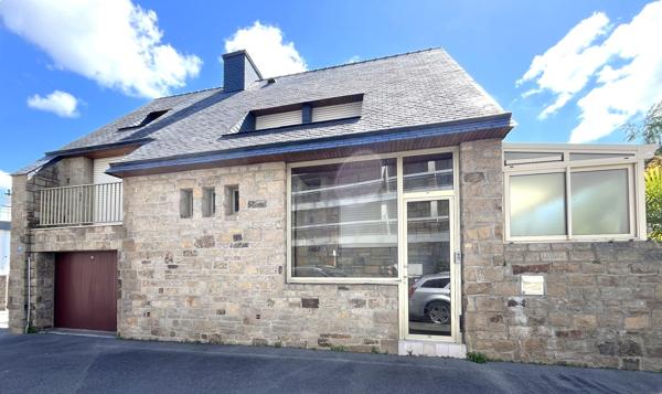 Maison de caractère sur jardin clos arboré Centre ville de VANNES