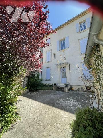 Maison de ville VALREAS