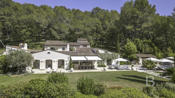 Splendide propriété à vendre située à Mougins