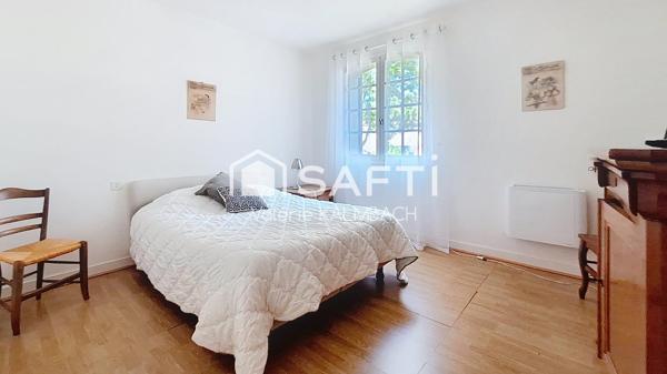 Maison 4 chambres - garage - grand Jardin
