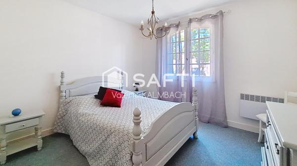 Maison 4 chambres - garage - grand Jardin