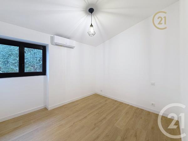 Maison à vendre  4 pièces - 67,20 m2 ST JEANNET - 06