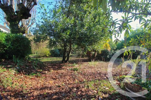 Terrain à vendre  473 m 2   DAGNEUX  - 01