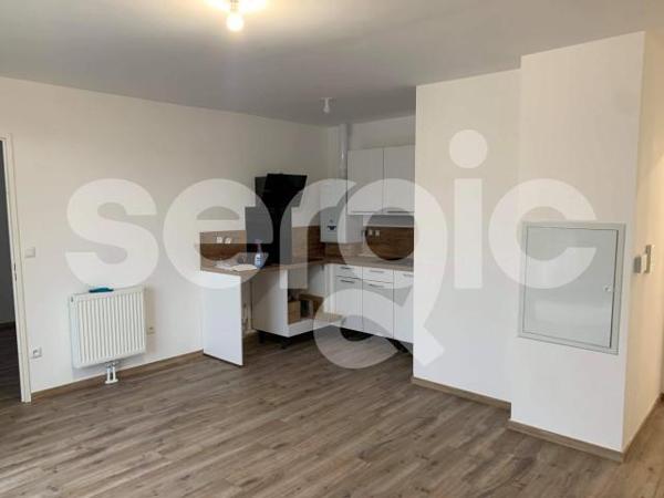 Location 2 Pieces 47 59160 Lille 07 0763 01 0026