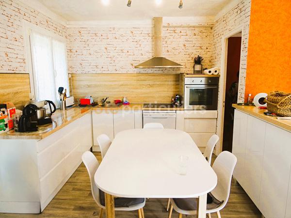 Vente
                Villa113 m² - 5 Pièces -
                    PEROLS (34470)