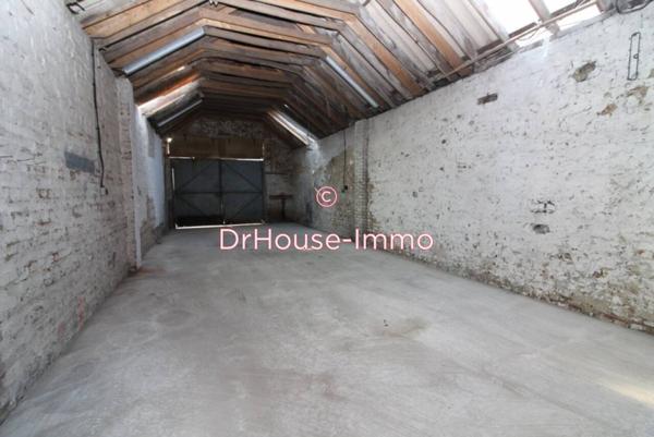 Immeuble à vendre 3 pièces de 170 m²