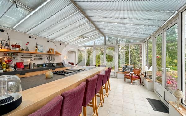 Maison à vendre    6 pièces • 175,90 m2 Évreux