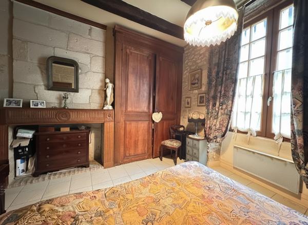 A VENDRE CHARMANT APPARTEMENT DE TYPE 2 DANS LE CENTRE HISTORIQUE DE PERIGUEUX