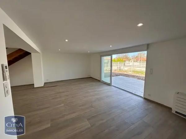 Maison à louer 4 pièces 128.11m² Arvert (17530)