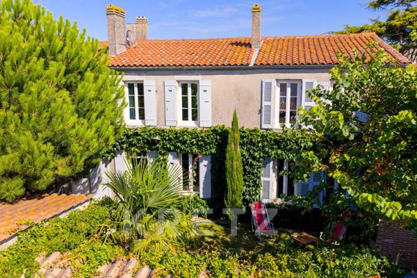 Maison de Maître à la mer avec maison d’amis – Île d’Oléron