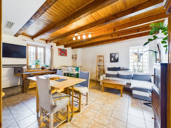 SAINT EUSEBE - Maison de village - 124 m² - 4 Chambres - Garage