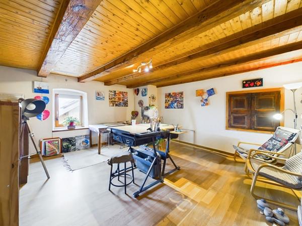 SAINT EUSEBE - Maison de village - 124 m² - 4 Chambres - Garage