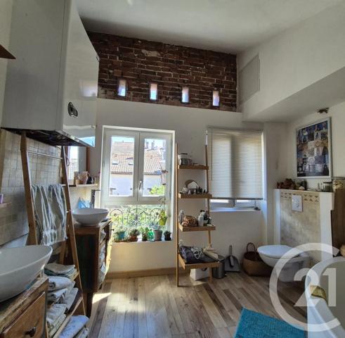 Maison à vendre  6 pièces - 136 m 2   ROANNE  - 42