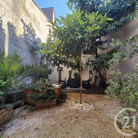 Maison à vendre  6 pièces - 136 m 2   ROANNE  - 42