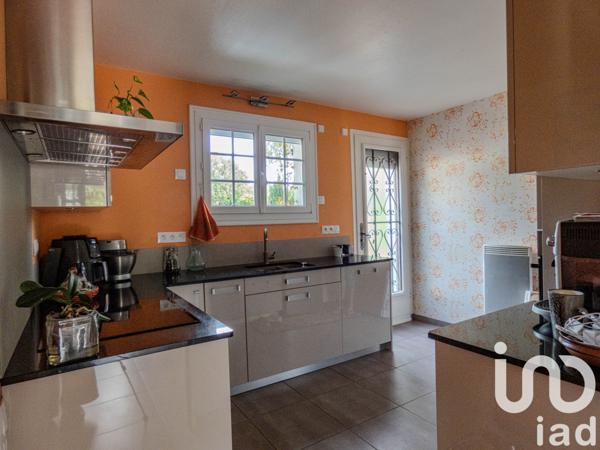 Maison à vendre 5 pièces 140 m² Bouzy-la-Forêt