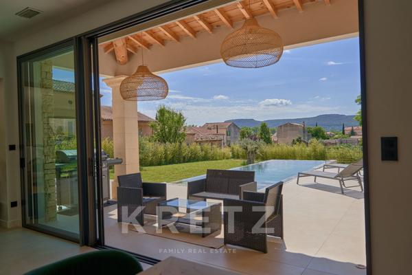 Maison contemporaine de standing - Chusclan