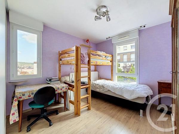 Maison à vendre  5 pièces - 97,18 m 2   CLERMONT FERRAND  - 63