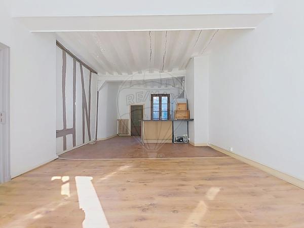 Immeuble à vendre - Sens, Yonne - 89