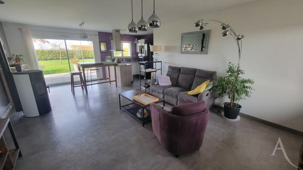 Maison St Etienne Du Bois 4 pièce(s) 79 m2