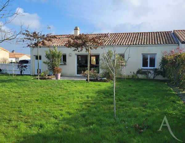 Maison St Etienne Du Bois 4 pièce(s) 79 m2