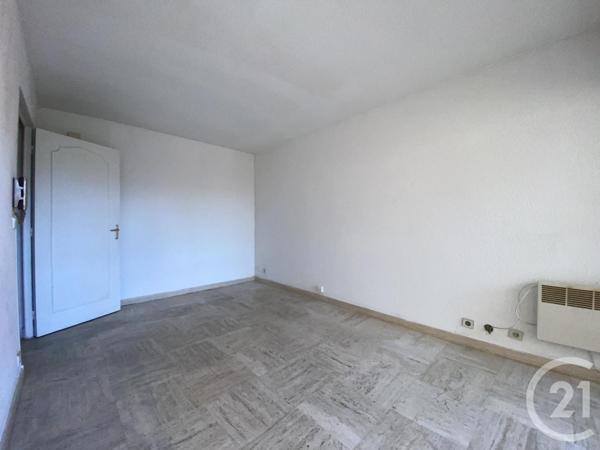 Appartement F1 à vendre  1 pièce - 30 m2 STE MAXIME - 83
