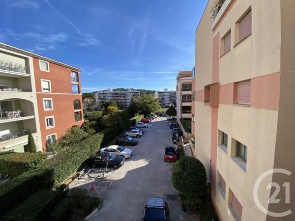 Appartement F1 à vendre  1 pièce - 30 m2 STE MAXIME - 83