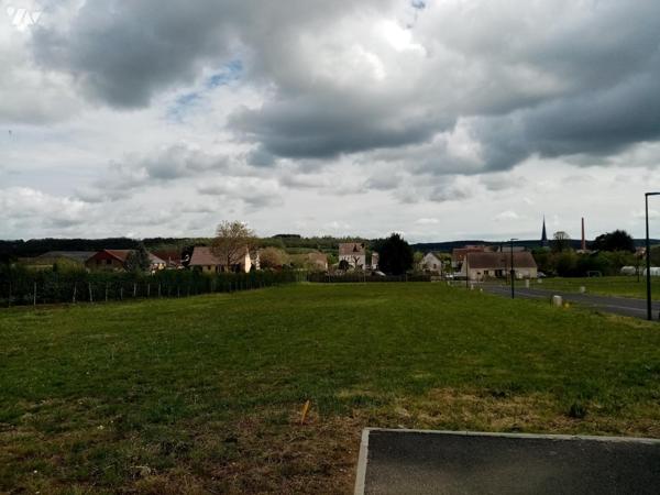 A VAL AU PERCHE, 16 TAB viabilisés (eau, TAE, gaz, électricité, télécoms) de 440 m² à 725 m².