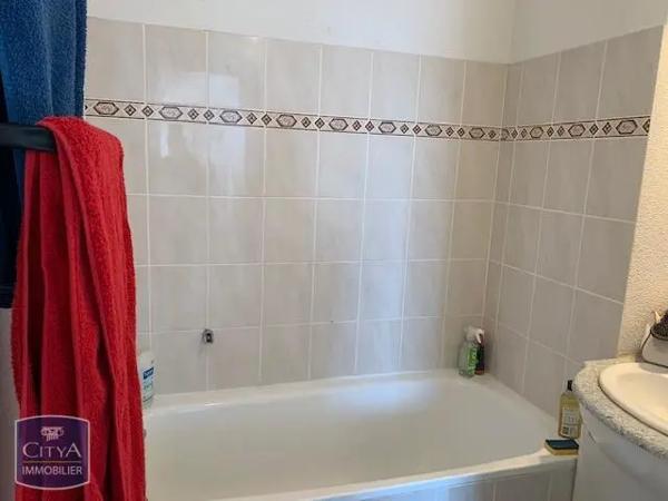 Appartement à louer 2 pièces 42.96m² Agen (47000)