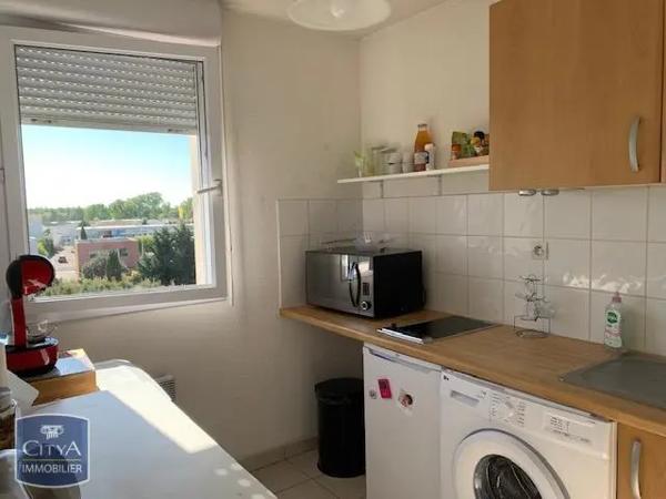 Appartement à louer 2 pièces 42.96m² Agen (47000)