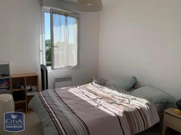 Appartement à louer 2 pièces 42.96m² Agen (47000)