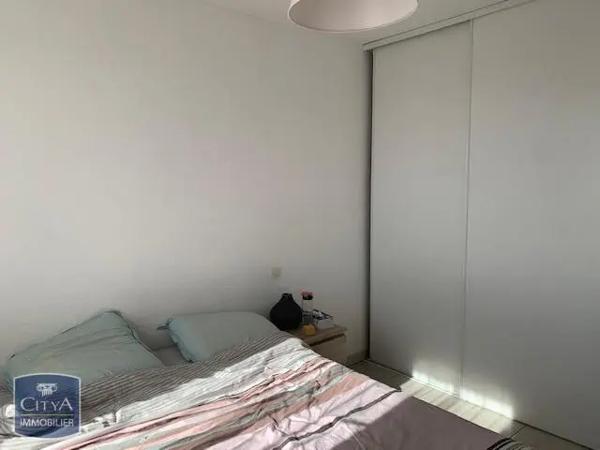 Appartement à louer 2 pièces 42.96m² Agen (47000)